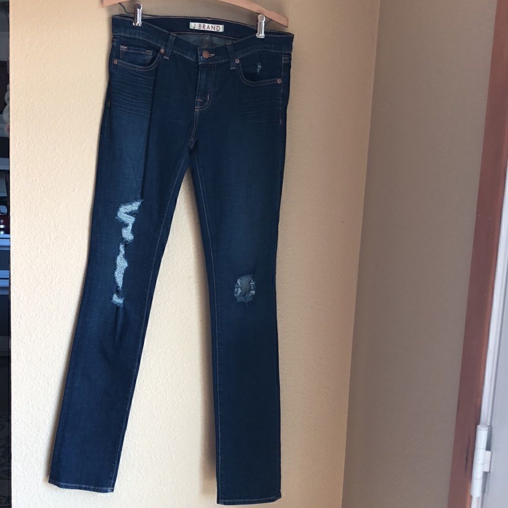 J Brand lowΒ rise Torn Dark Vintage Jeans distressed on front,βwhiskering 29βNice